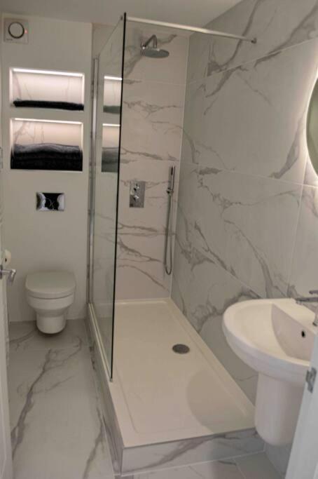 Riverside House Lancaster - 2 Bedroom House Ngoại thất bức ảnh